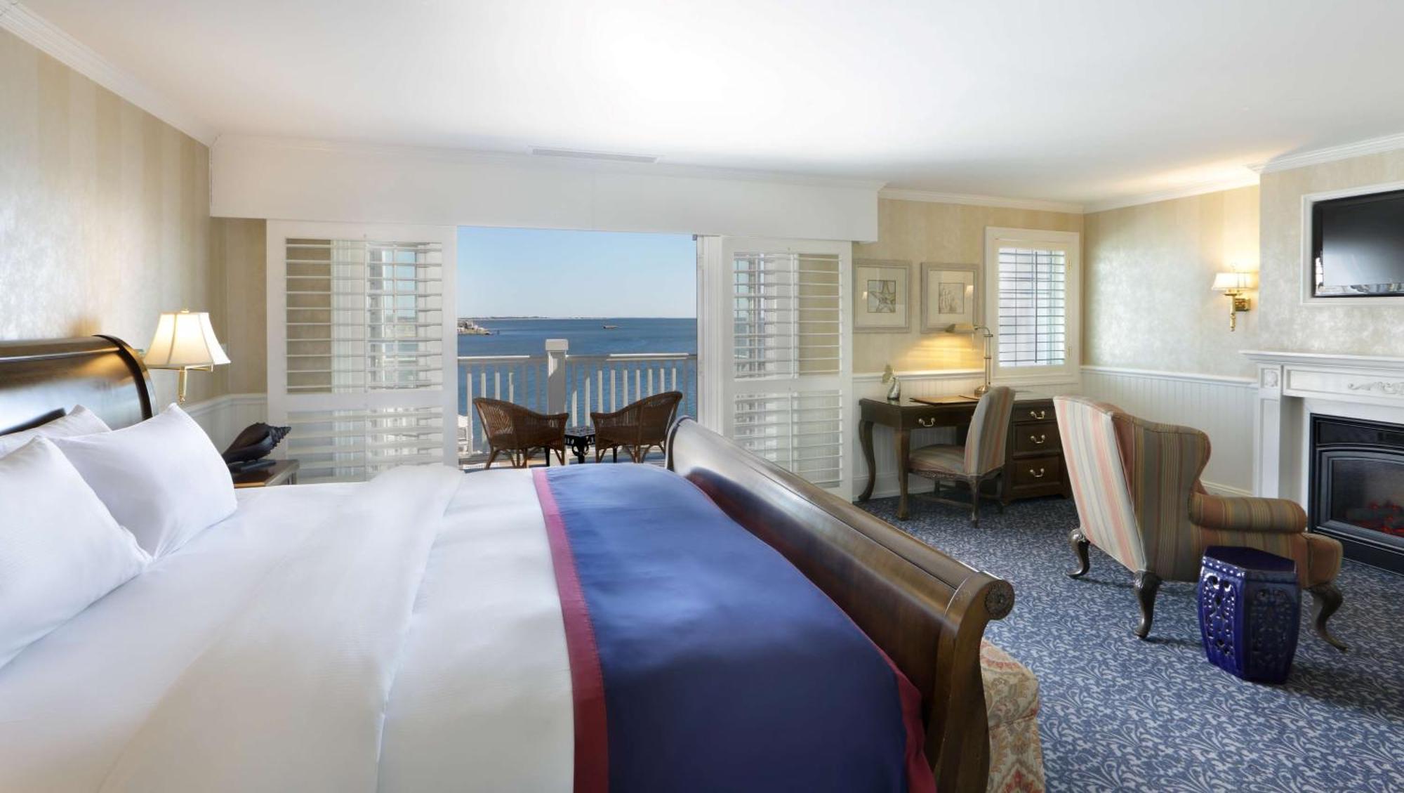 Madison Beach Hotel, Curio Collection By Hilton Extérieur photo